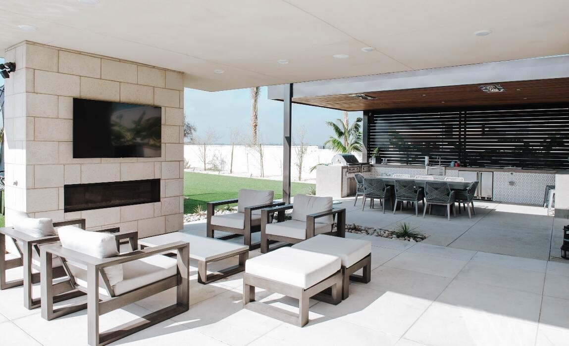 Images Charles Taylor Interior Design
