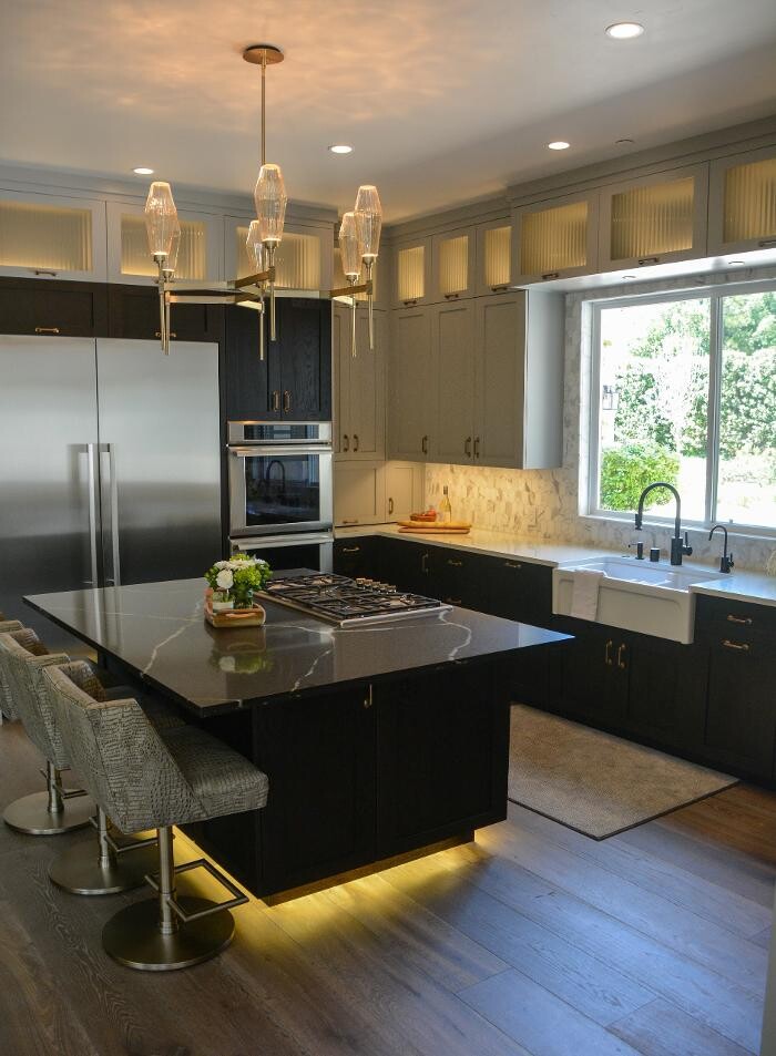 Images Charles Taylor Interior Design