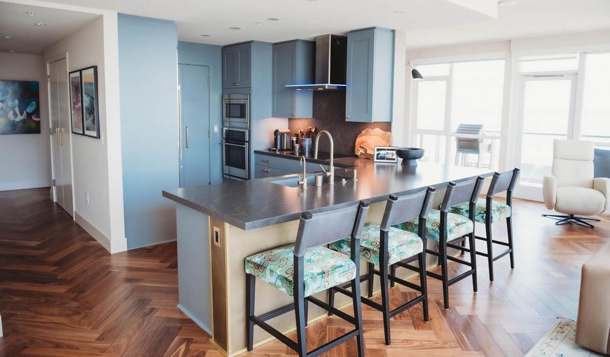 Images Charles Taylor Interior Design