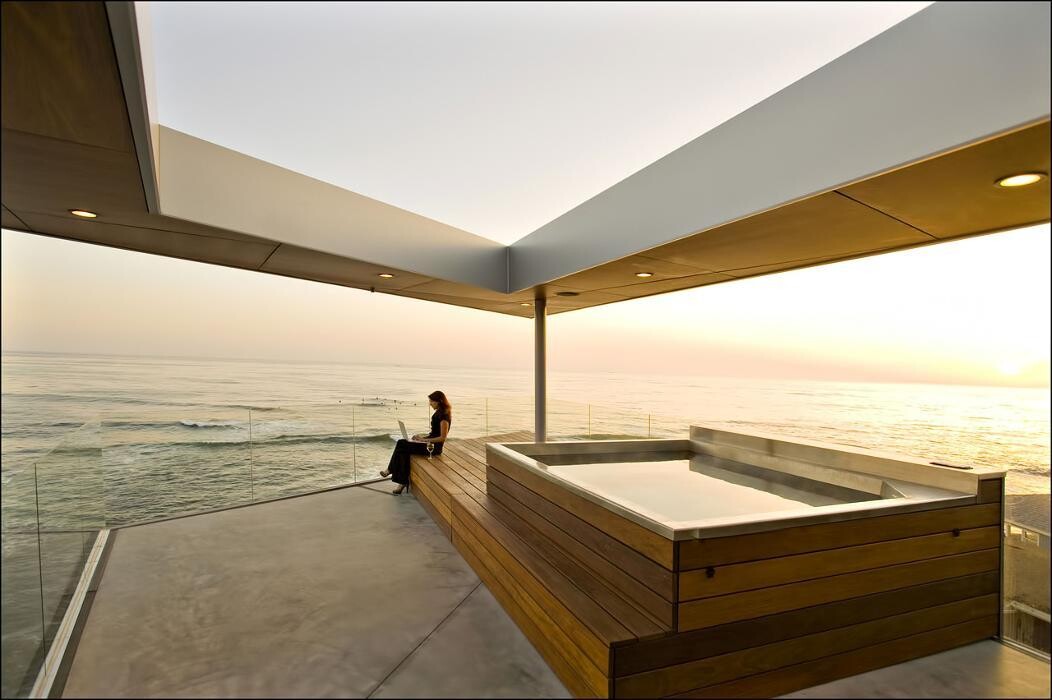 Images Charles Taylor Interior Design