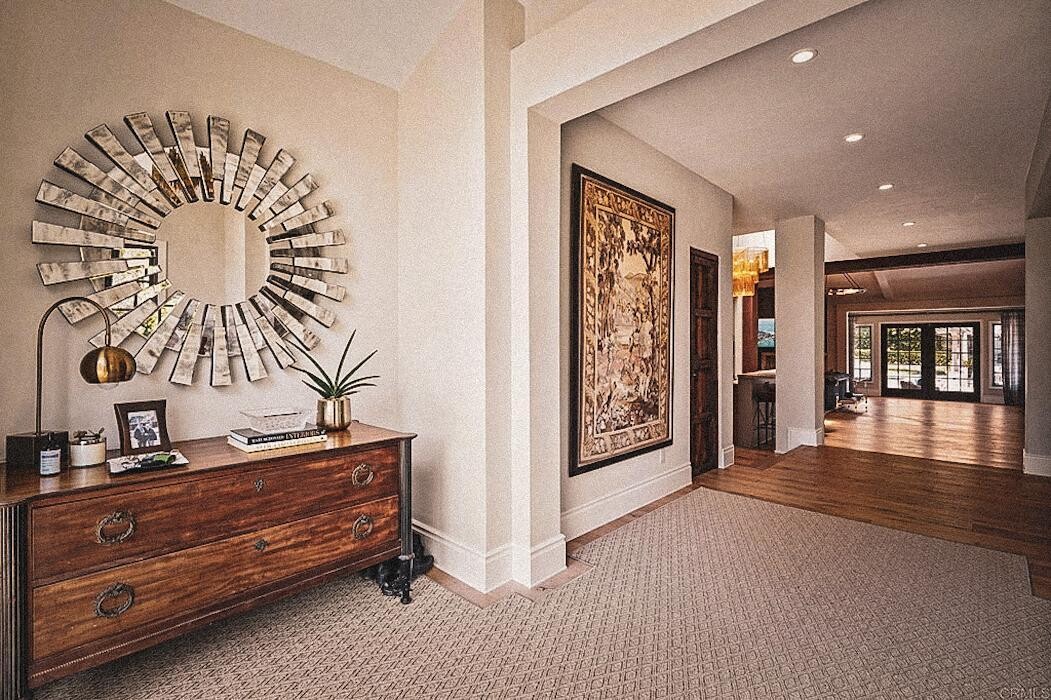 Images Charles Taylor Interior Design