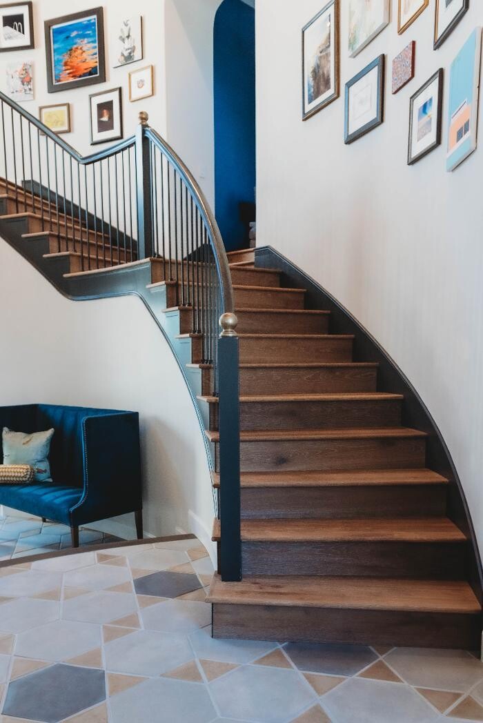 Images Charles Taylor Interior Design
