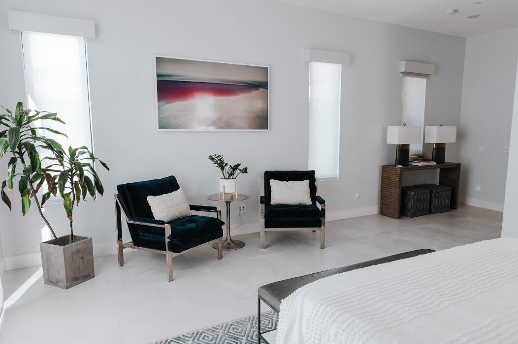 Images Charles Taylor Interior Design