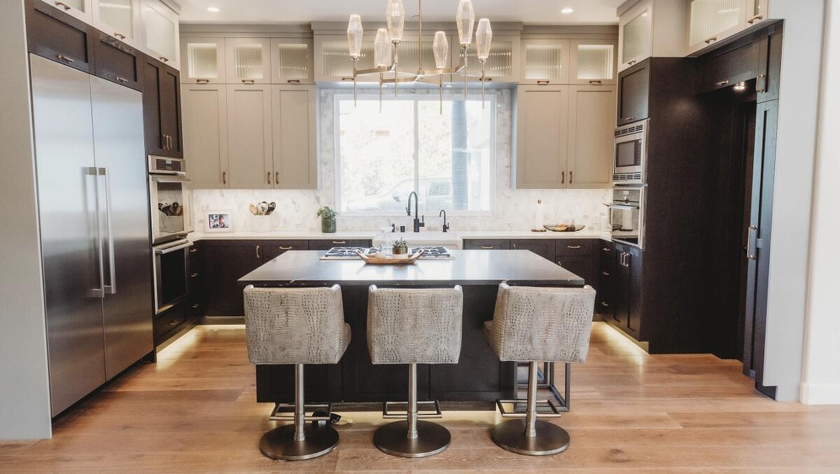 Images Charles Taylor Interior Design