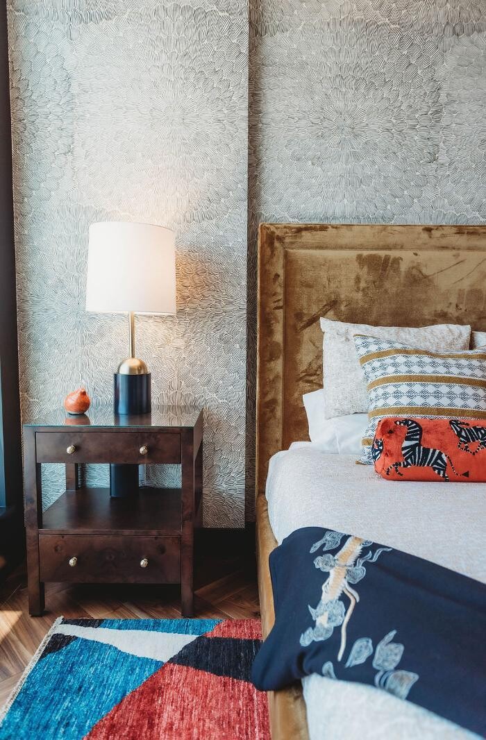 Images Charles Taylor Interior Design