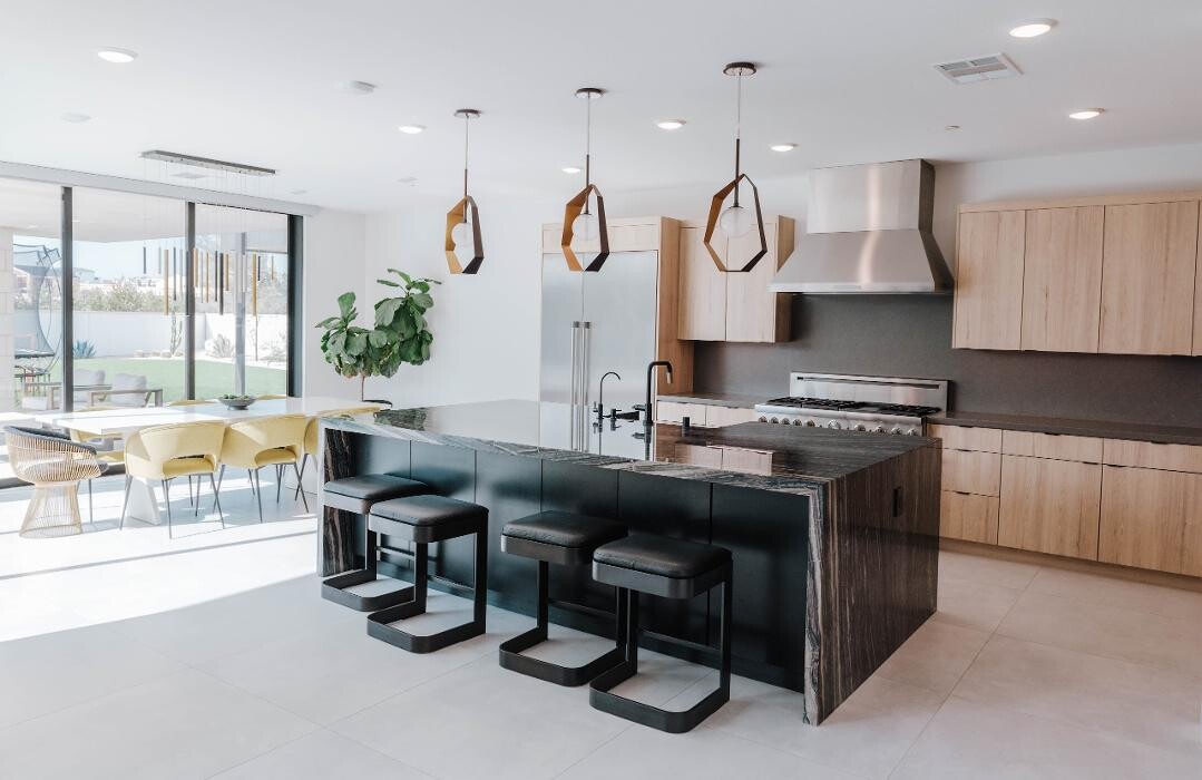 Images Charles Taylor Interior Design