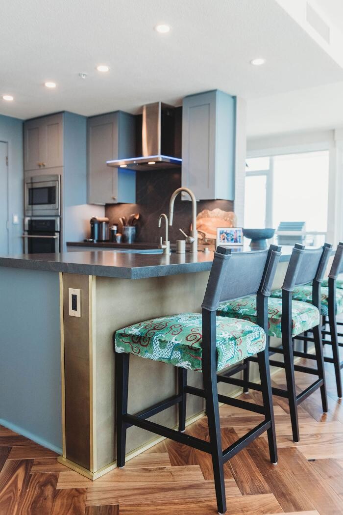 Images Charles Taylor Interior Design