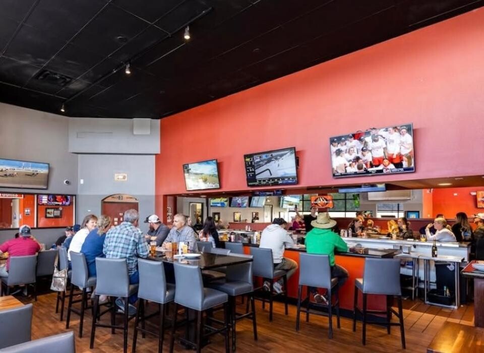 Images Oggi's Sports | Brewhouse |Pizza