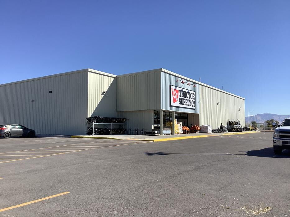 Images Tractor Supply Co.