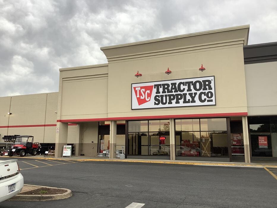 Images Tractor Supply Co.