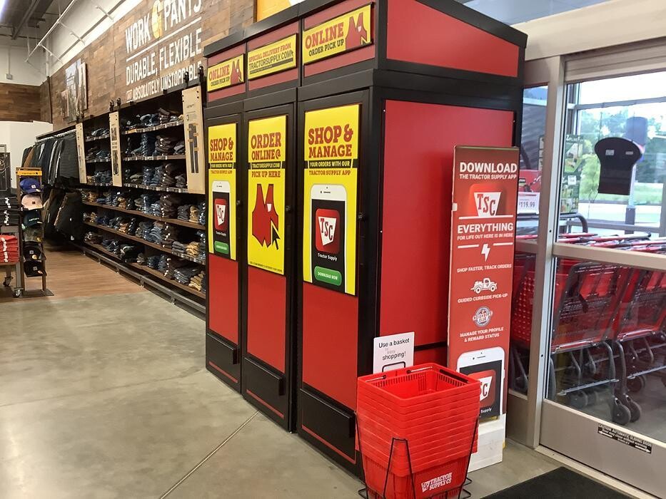 Images Tractor Supply Co.