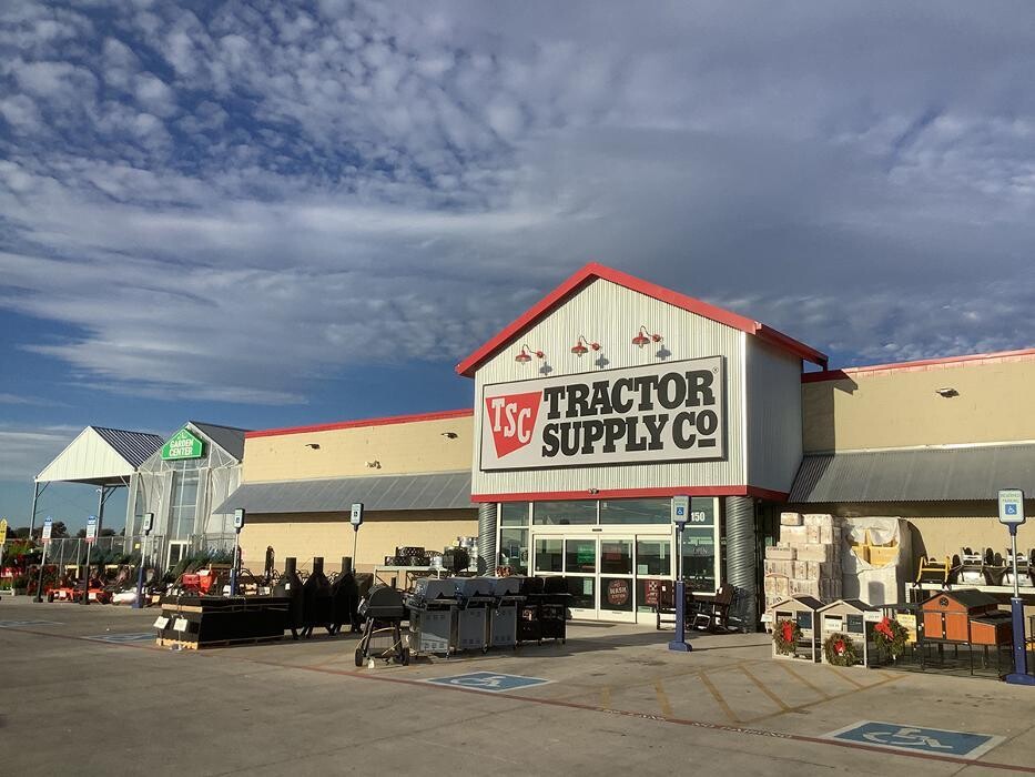 Images Tractor Supply Co.