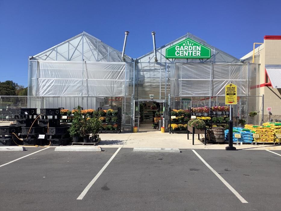 Images Tractor Supply Co.