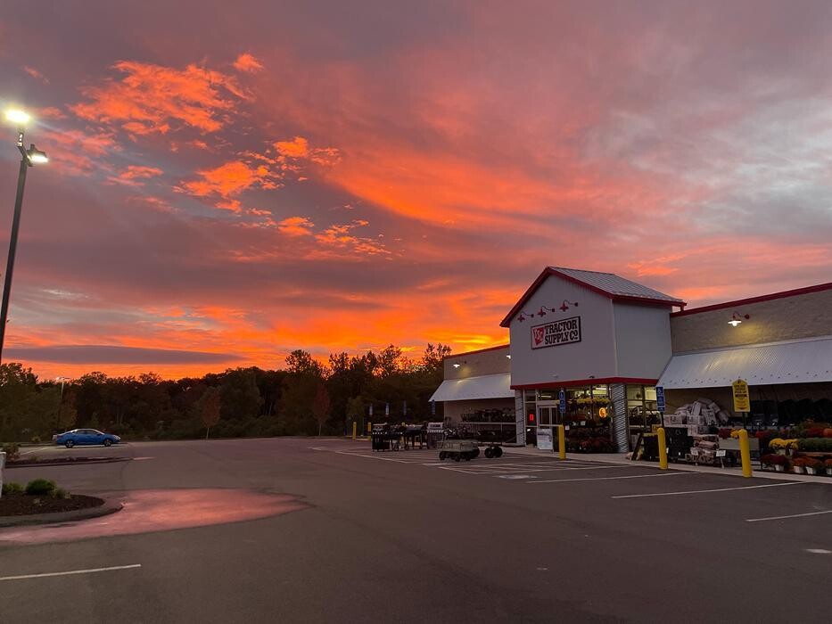 Images Tractor Supply Co.