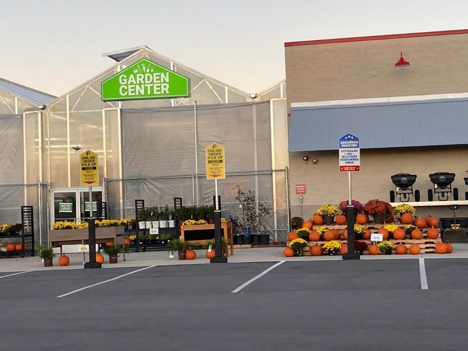 Images Tractor Supply Co.