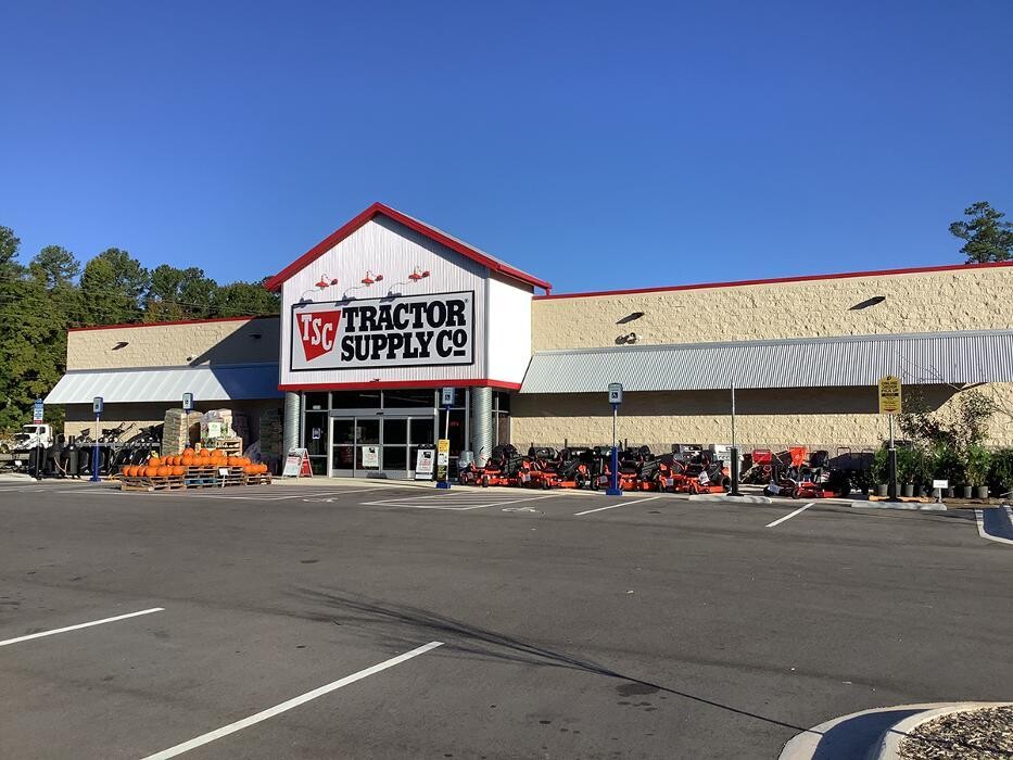 Images Tractor Supply Co.