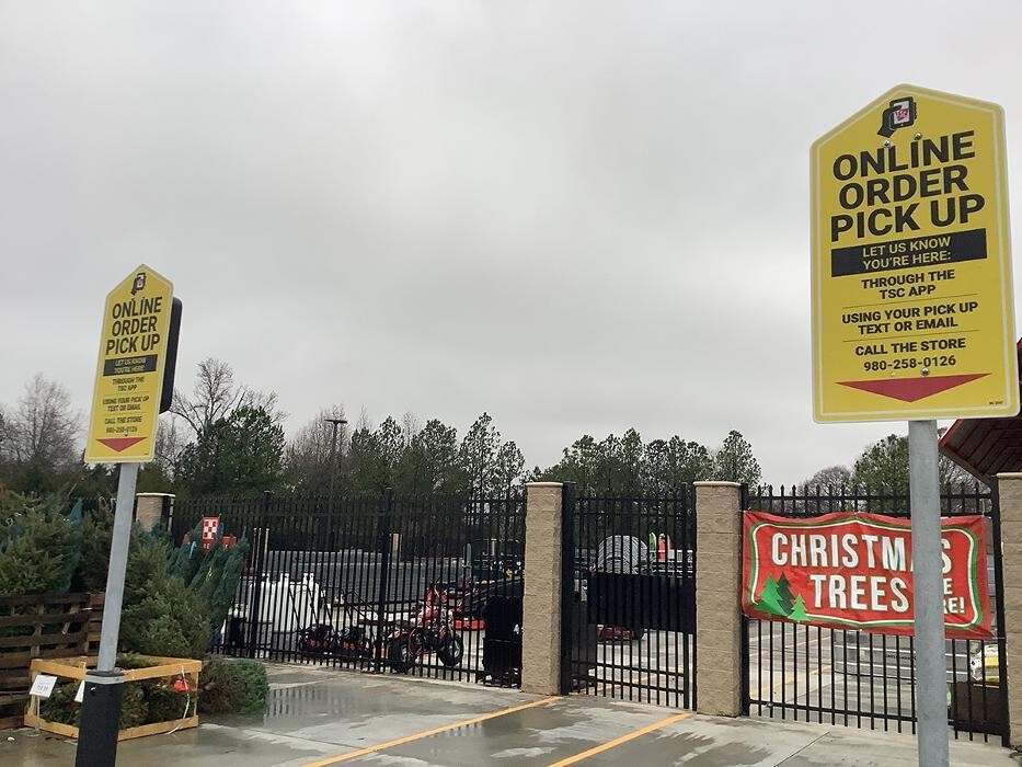 Images Tractor Supply Co.