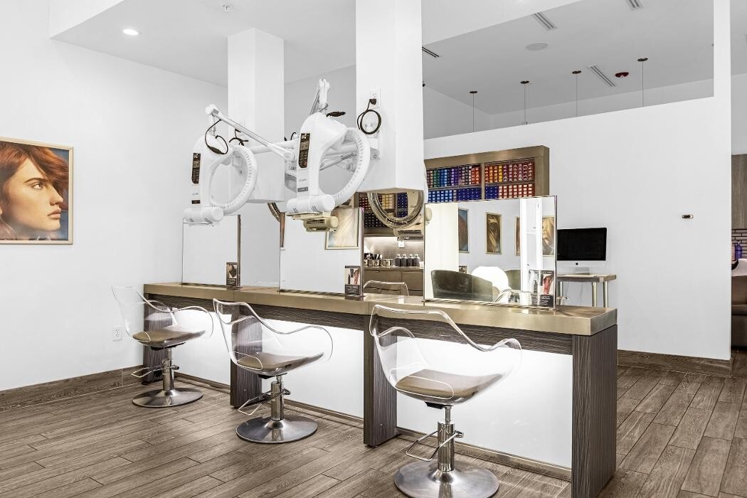 Images Salon Dulay - Mills 50 District