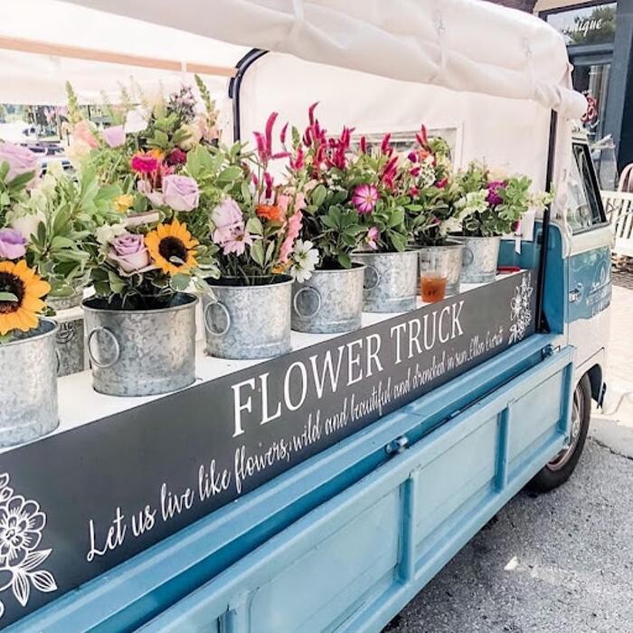 Images White Farmhouse Flowers & Gifts