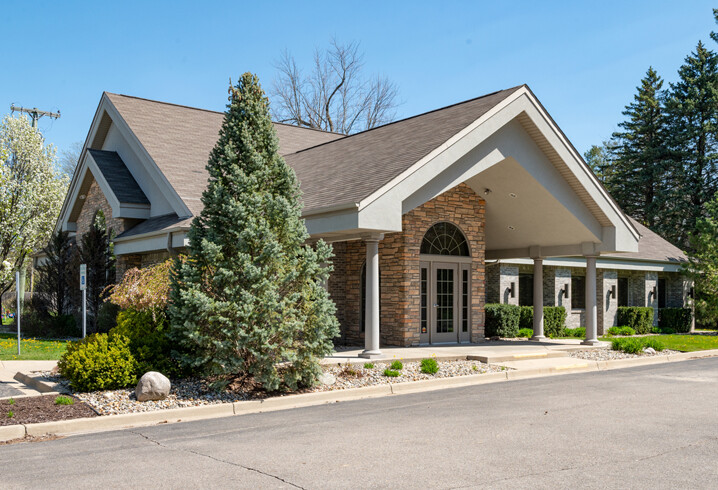 Images Great Lakes Family Dental Group - Almont