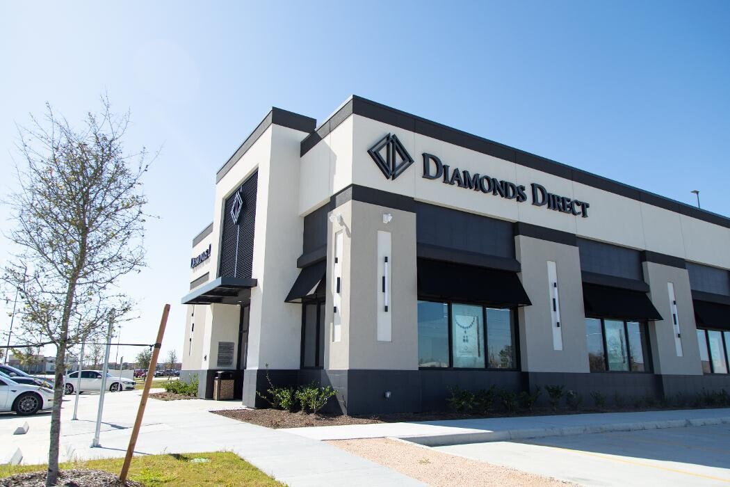 Images Diamonds Direct Baybrook