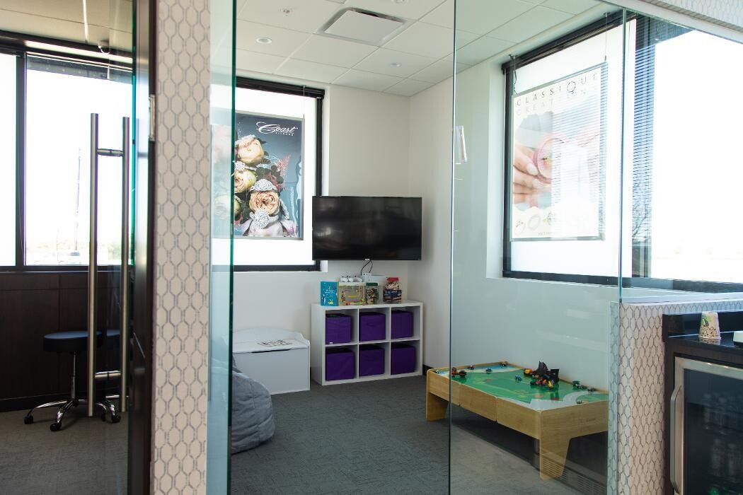 Images Diamonds Direct Baybrook