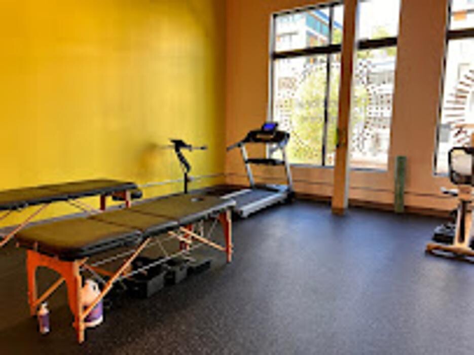 Images Vida Integrated Health Kirkland