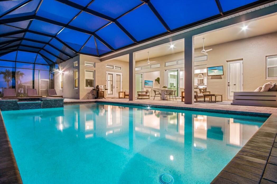 Images Jamie Bresnahan Flores - EXP Realty