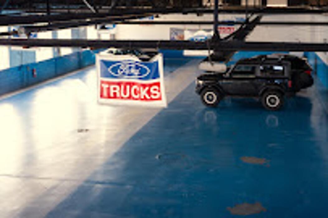 Images Diehl Ford of Sharon