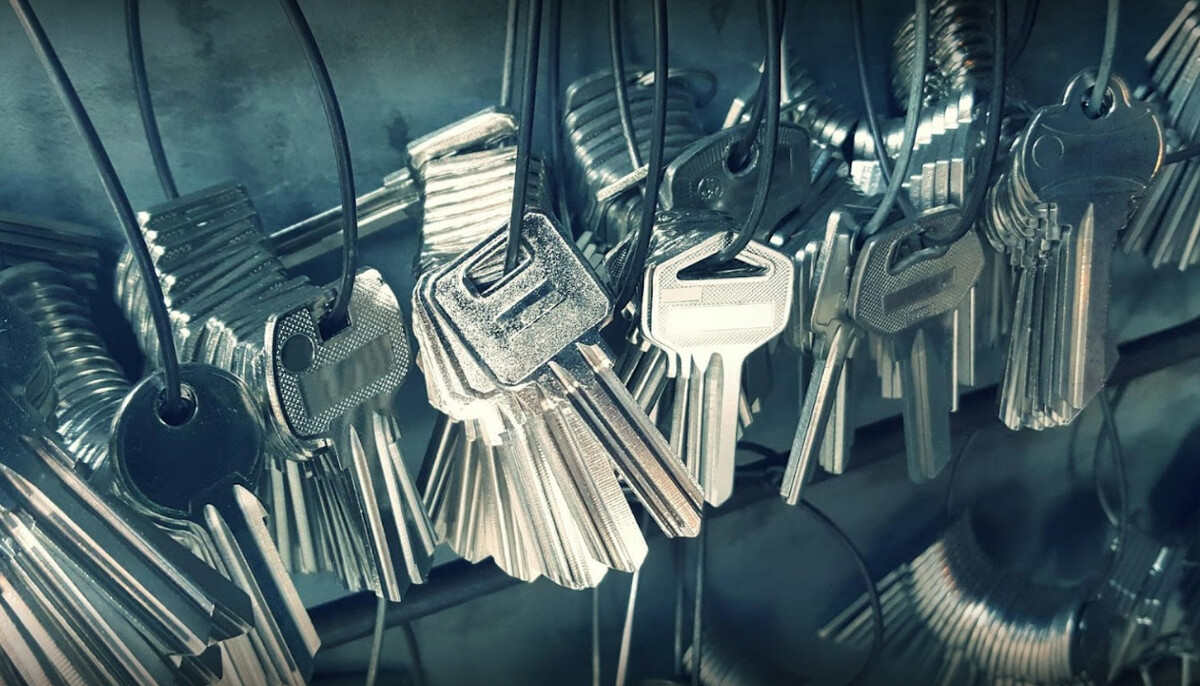 Images Supreme Locksmith
