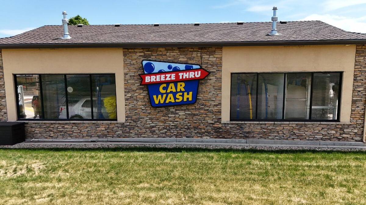 Images Breeze Thru Car Wash - Johnstown