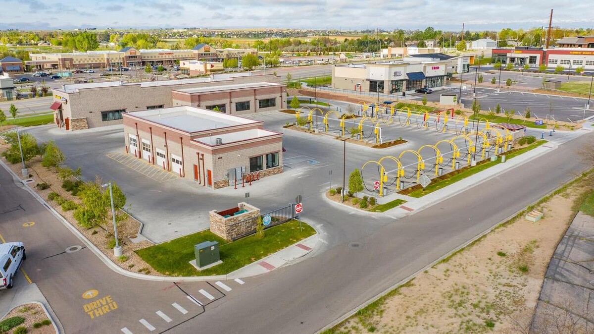 Images Breeze Thru Car Wash - West Greeley
