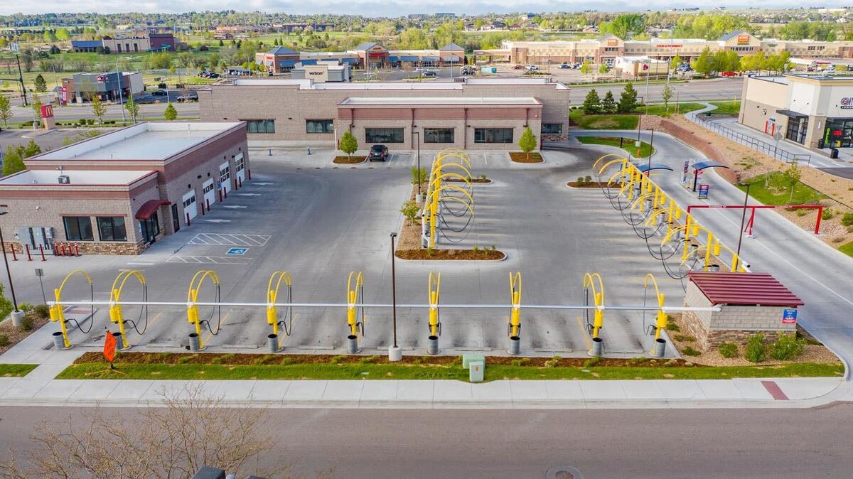 Images Breeze Thru Car Wash - West Greeley