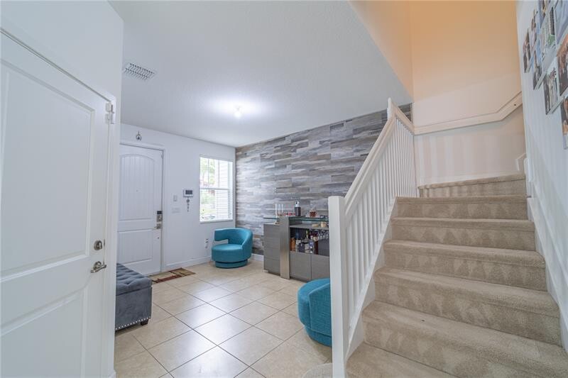 Images Manuel Alfonso Galeano With Weston International Realty