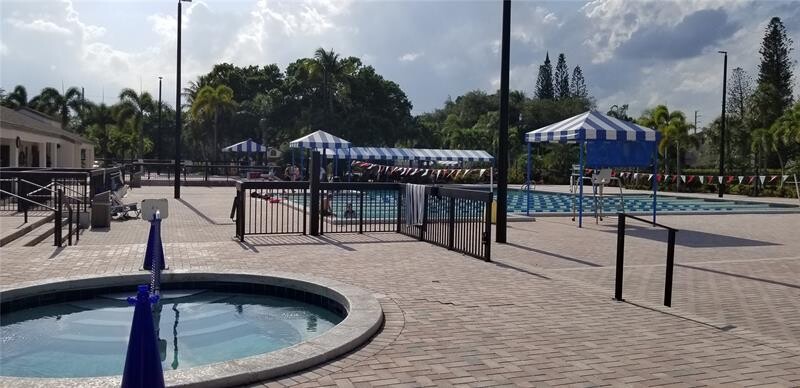 Images Manuel Alfonso Galeano With Weston International Realty