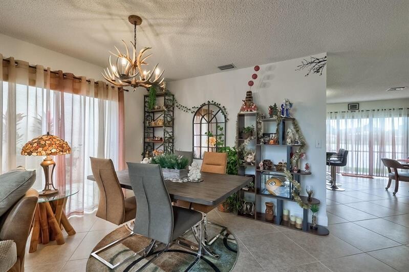 Images Manuel Alfonso Galeano With Weston International Realty