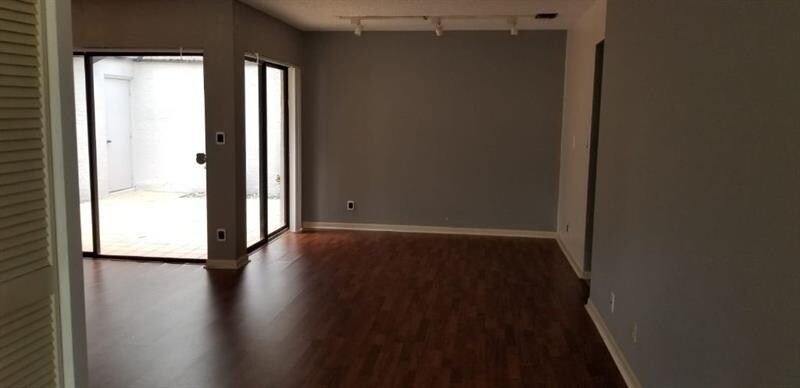 Images Manuel Alfonso Galeano With Weston International Realty