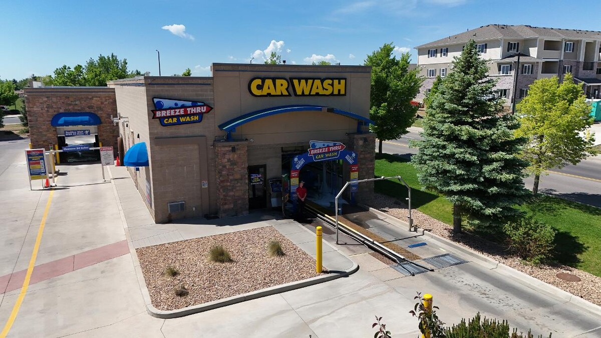 Images Breeze Thru Car Wash - North Loveland