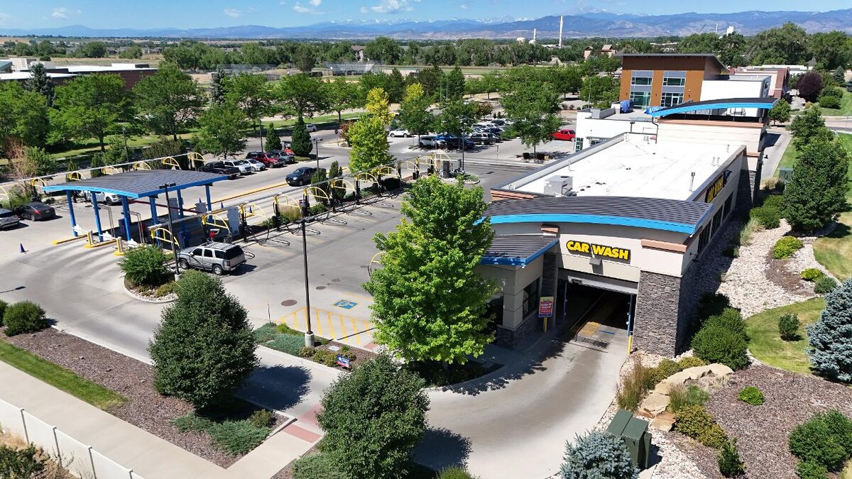 Images Breeze Thru Car Wash - East Loveland