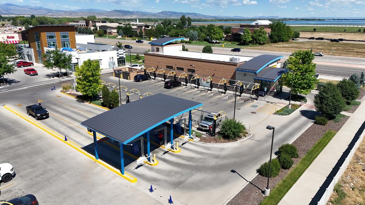 Images Breeze Thru Car Wash - East Loveland