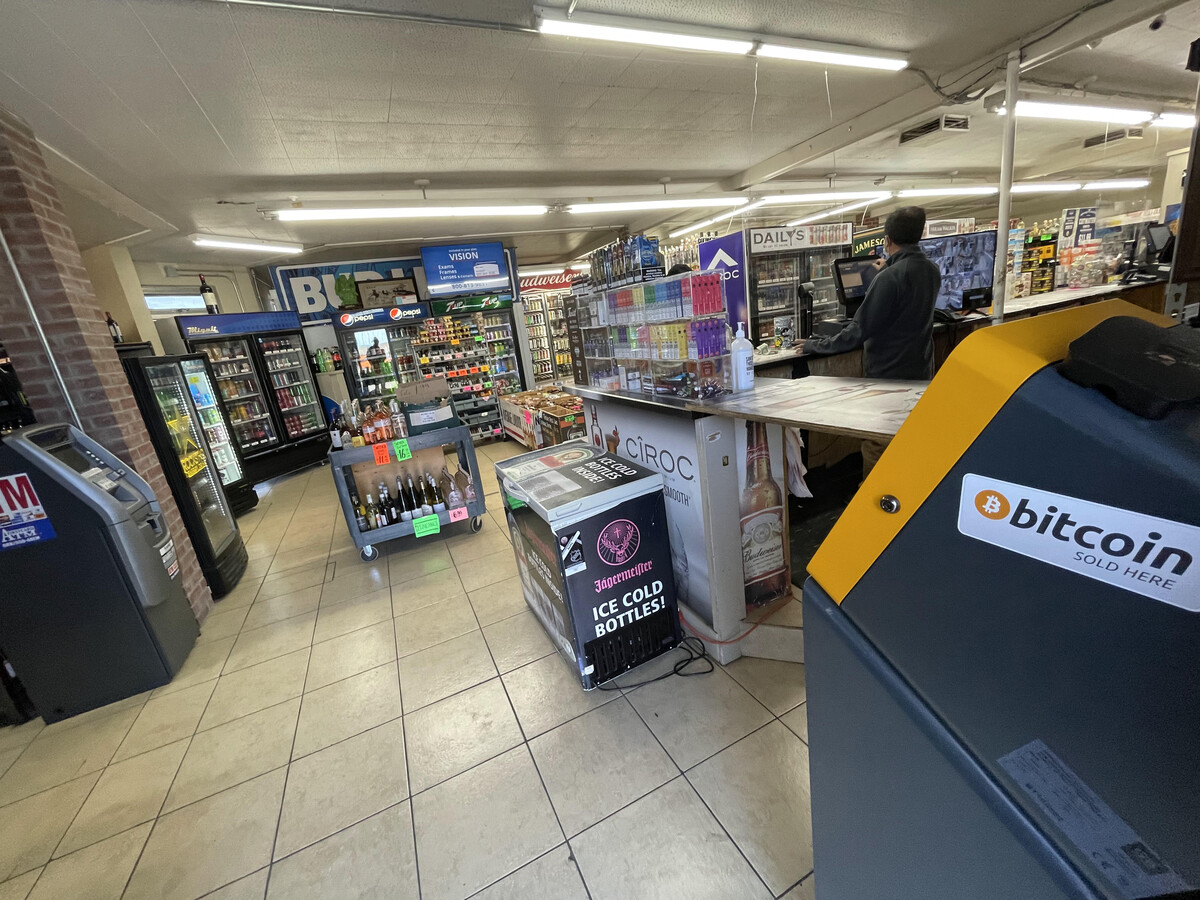 Images BudgetCoinz Bitcoin ATM