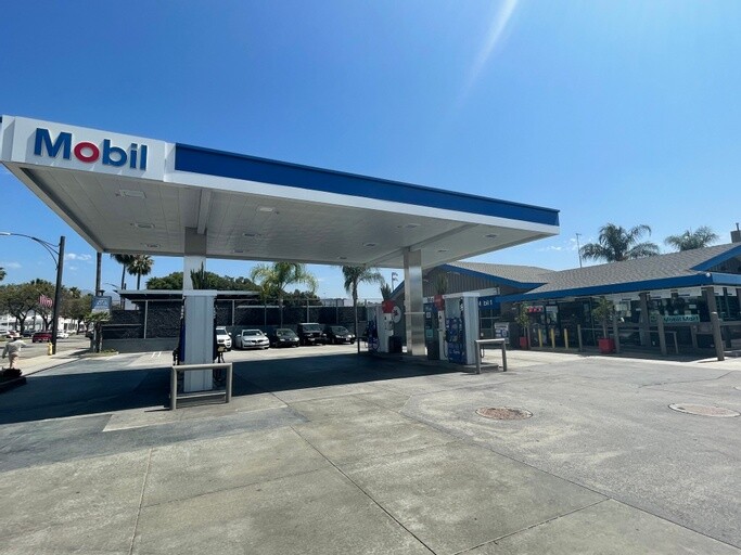 Images BudgetCoinz Bitcoin ATM