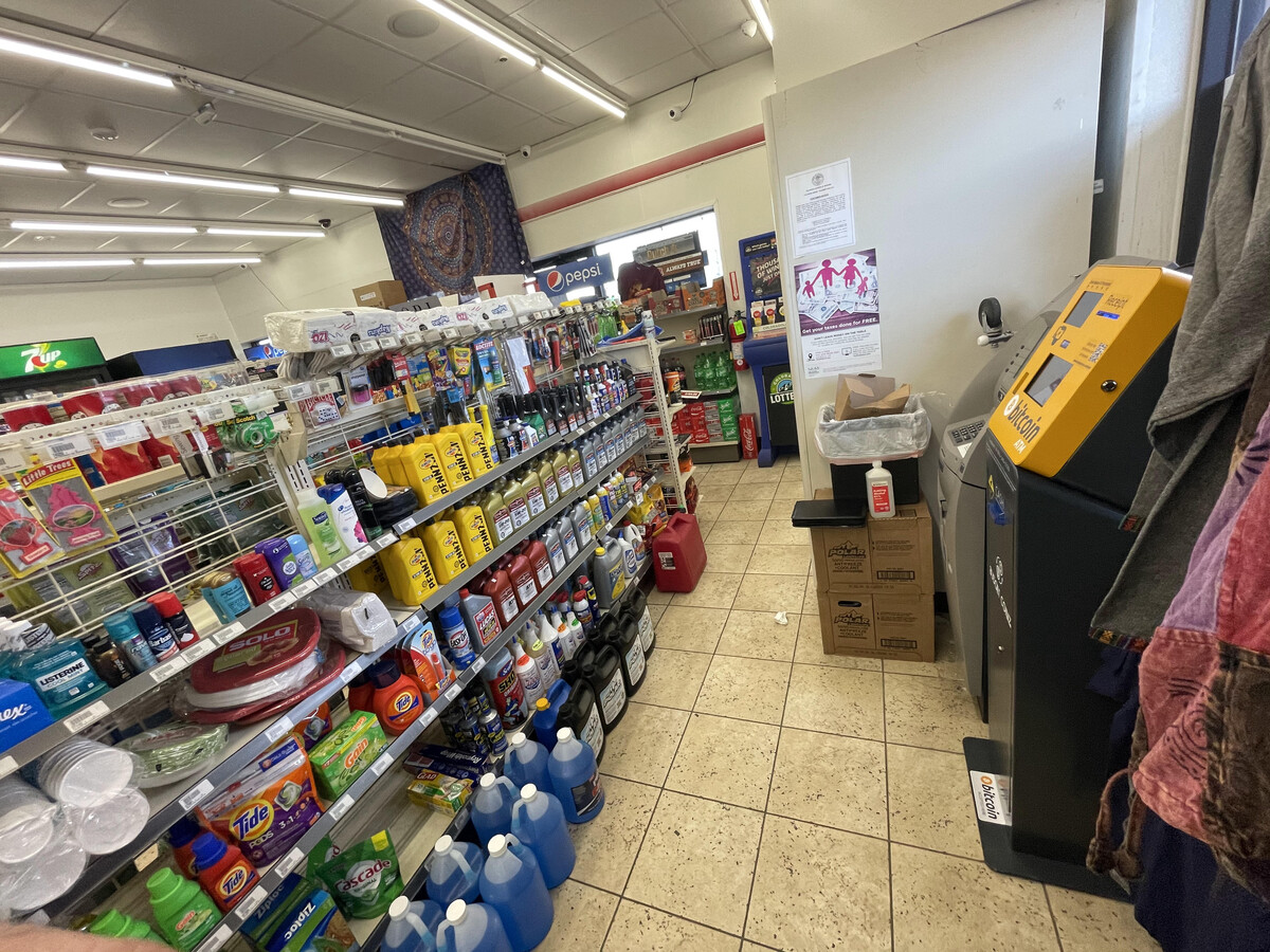 Images BudgetCoinz Bitcoin ATM