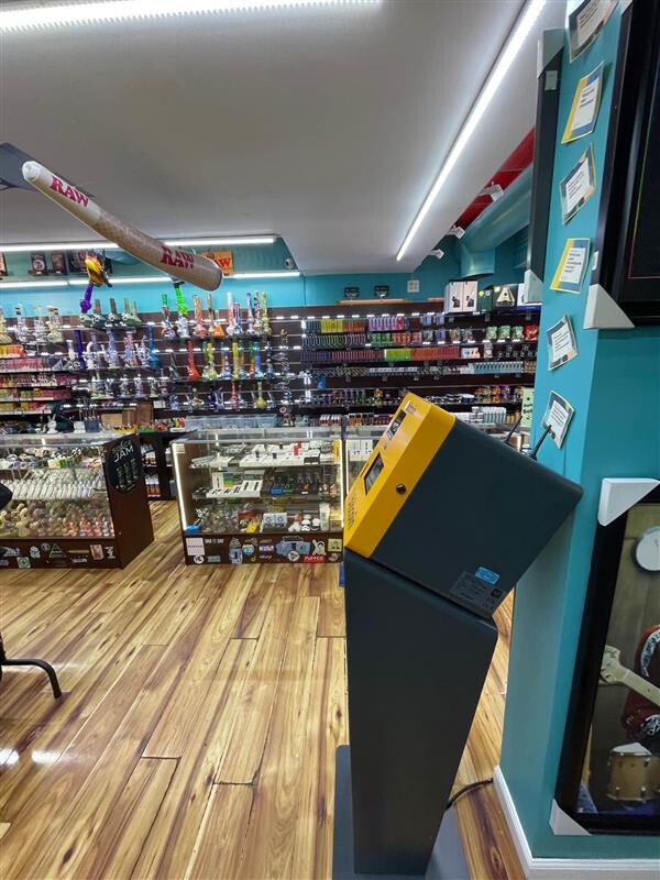Images BudgetCoinz Bitcoin ATM