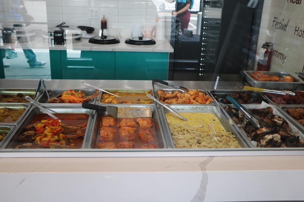 Images Golden Krust Caribbean Restaurant