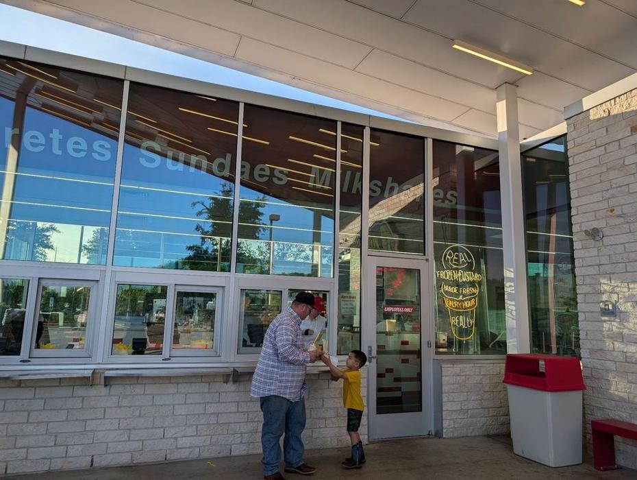 Images Andy's Frozen Custard