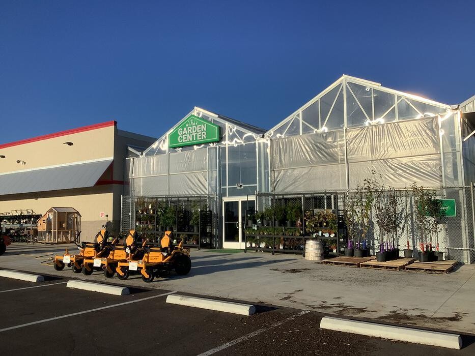 Images Tractor Supply Co.