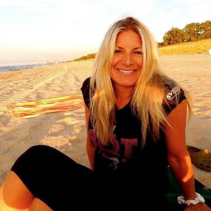Images Beach Yoga with Diana