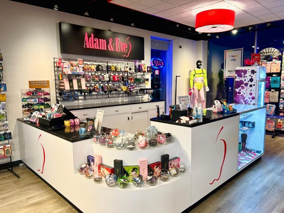 Images Adam & Eve Stores