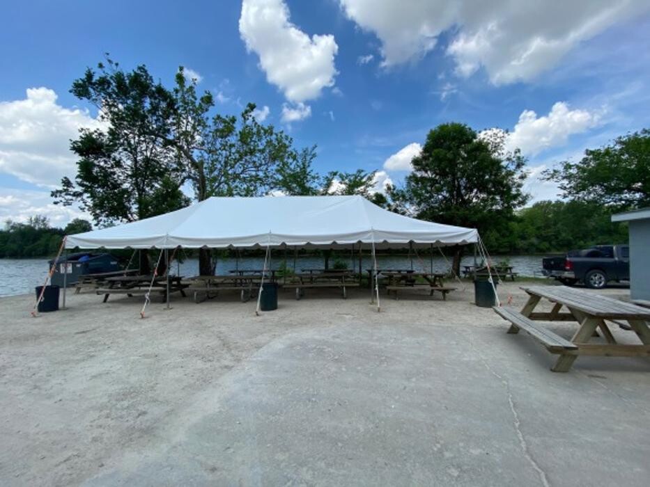 Images Chet's Fox River Tavern & Canoe Rental Inc